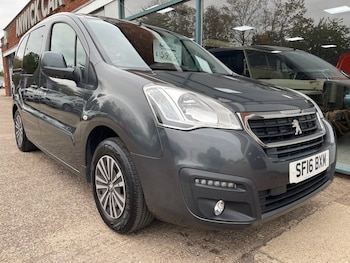 Used Peugeot Partner Tepee 2016 for sale - 78597700: Photo
