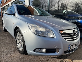 Vauxhall - Insignia