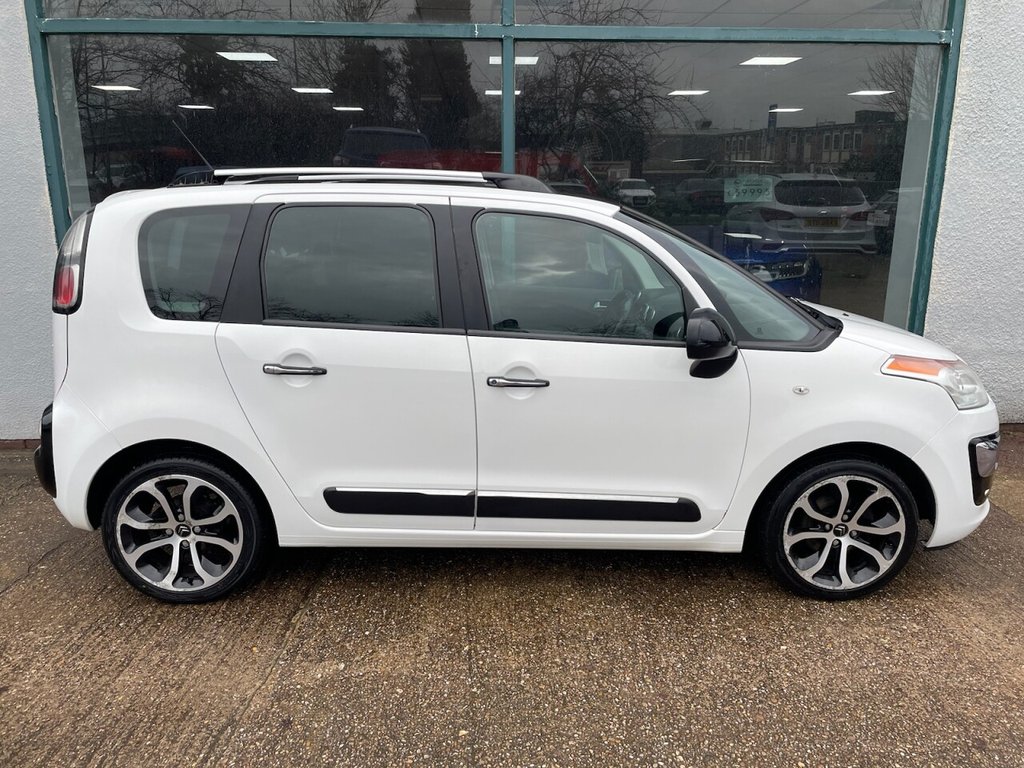 Used Citroen C3 Picasso 2016 for sale - 77236306: Photo 2