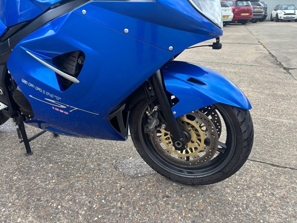 Triumph SPRINT ST 1050
