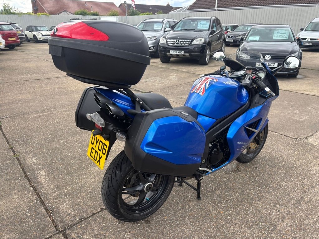 Triumph SPRINT ST 1050