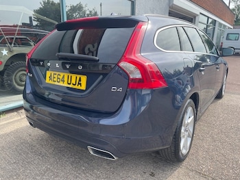 Used Volvo V60 2014 for sale - 75330757: Photo