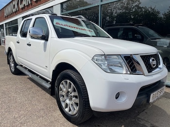 Used Nissan Navara 2015 for sale - 79409339: Photo
