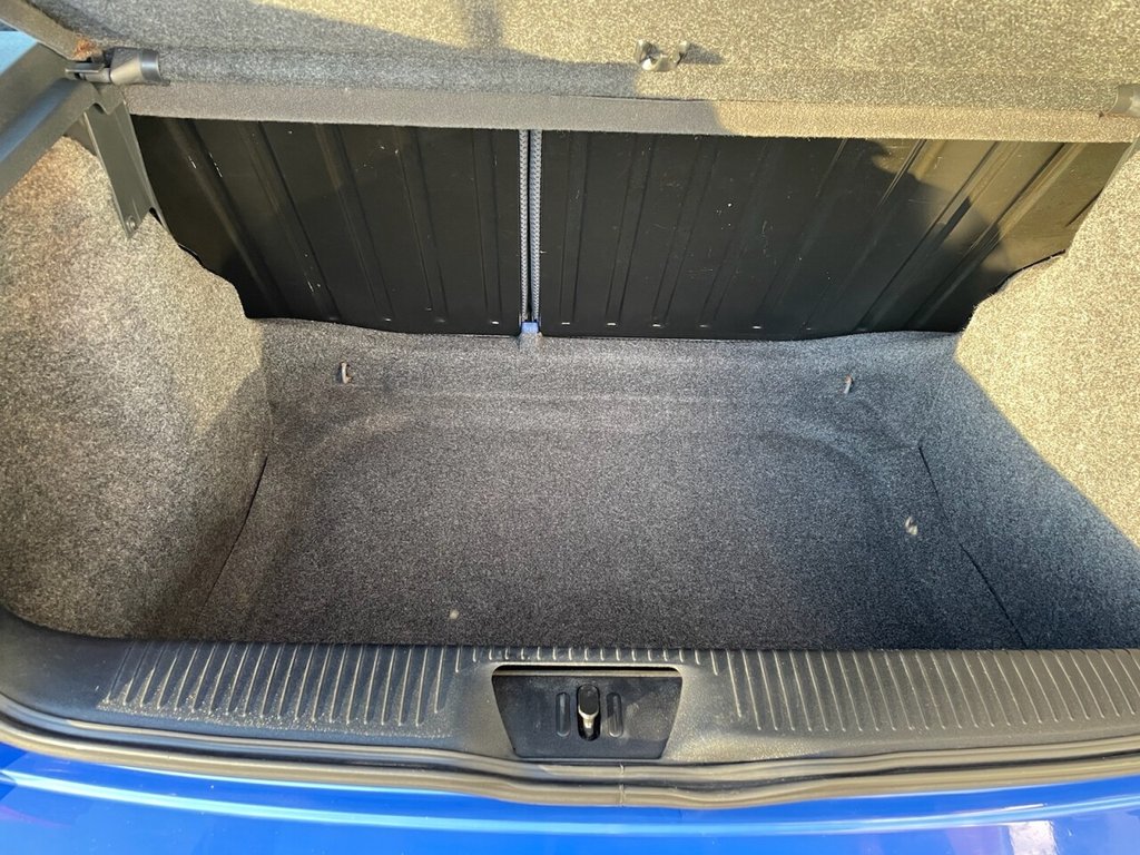 Used Volkswagen Polo 2001 for sale - 77161593: Photo 13