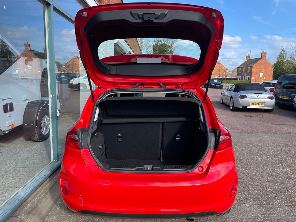 Used Ford Fiesta 2018 for sale - 78140712: Photo 6