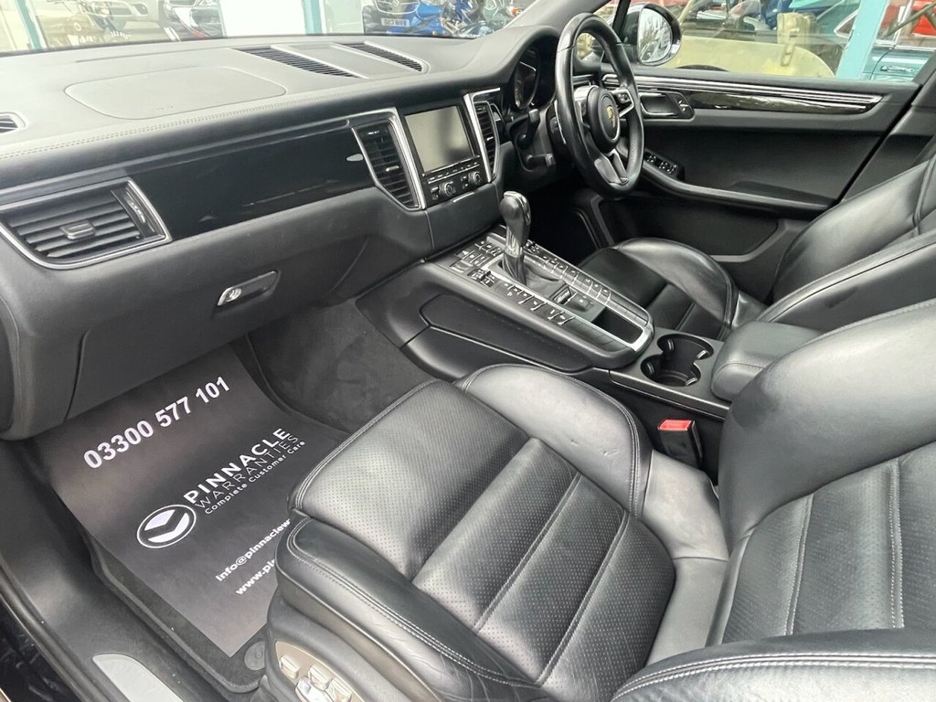Used Porsche Macan 2015 for sale - 76353686: Photo 11