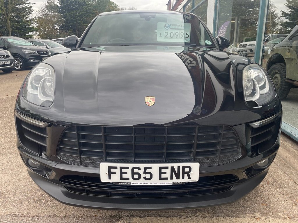 Used Porsche Macan 2015 for sale - 76353686: Photo 2