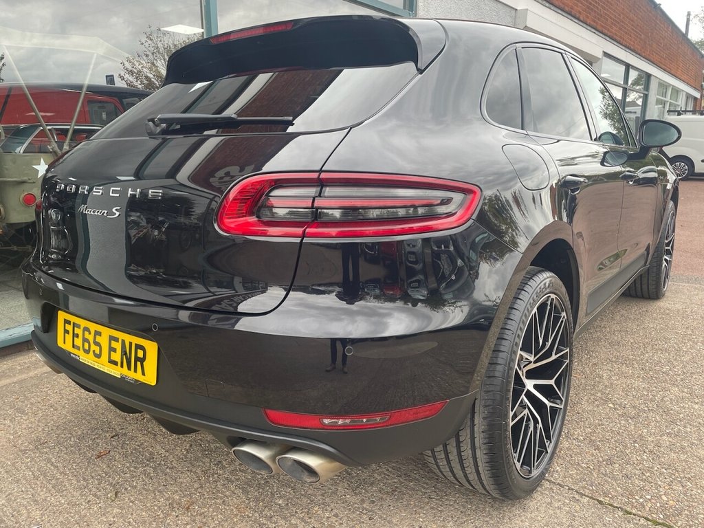 Used Porsche Macan 2015 for sale - 76353686: Photo 4