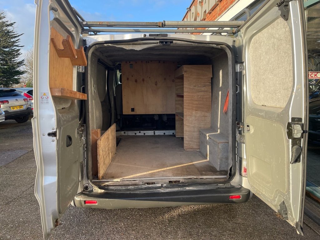 Used Vauxhall Vivaro 2005 for sale - 76900629: Photo 11