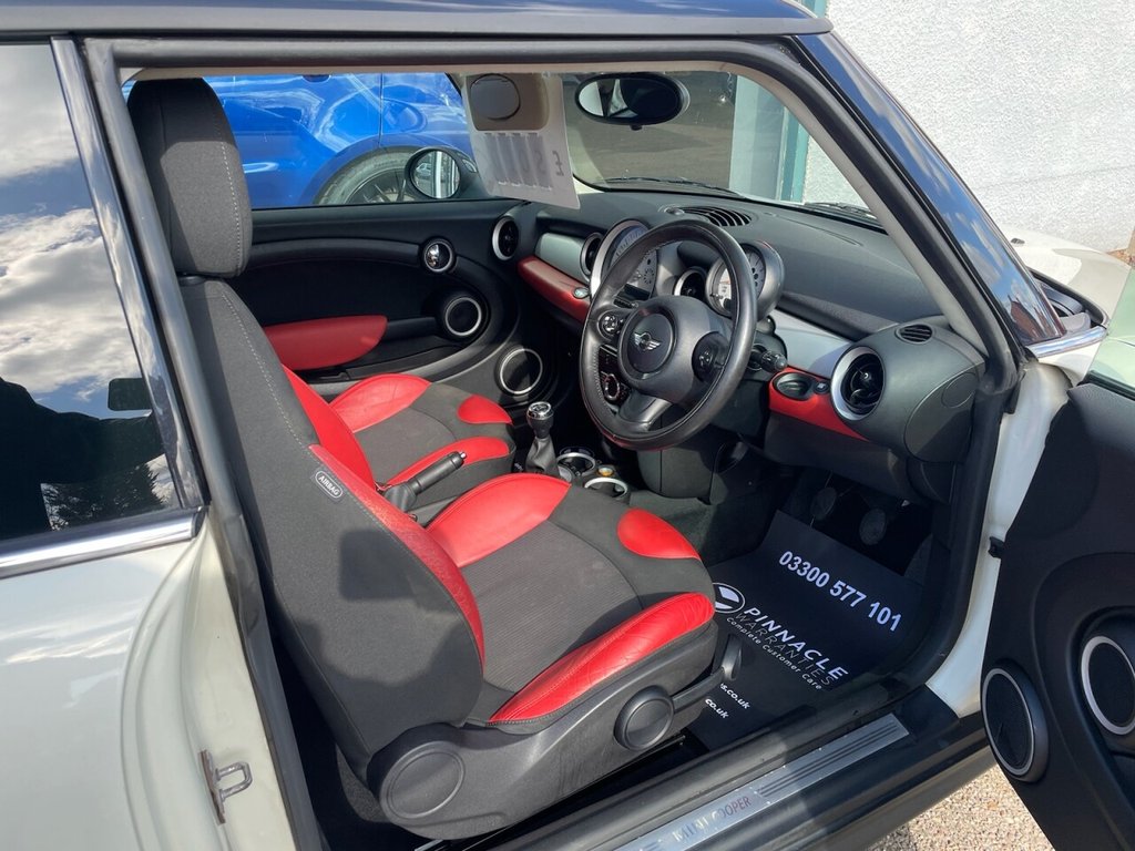 Used MINI Hatch 2010 for sale - 77820603: Photo 11