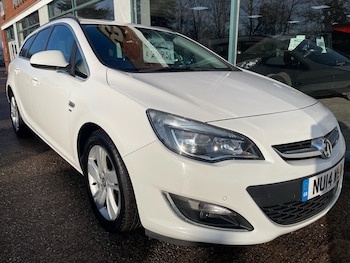 2014 (14) - 2.0 CDTi SRi Sports Tourer 5dr Diesel Manual Euro 5 (s/s) (165 ps)