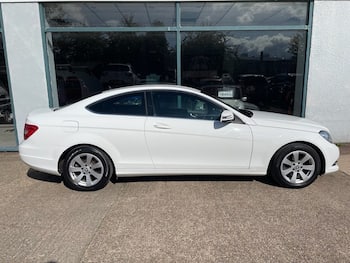 Used Mercedes-Benz C Class 2014 for sale - 79856495: Photo