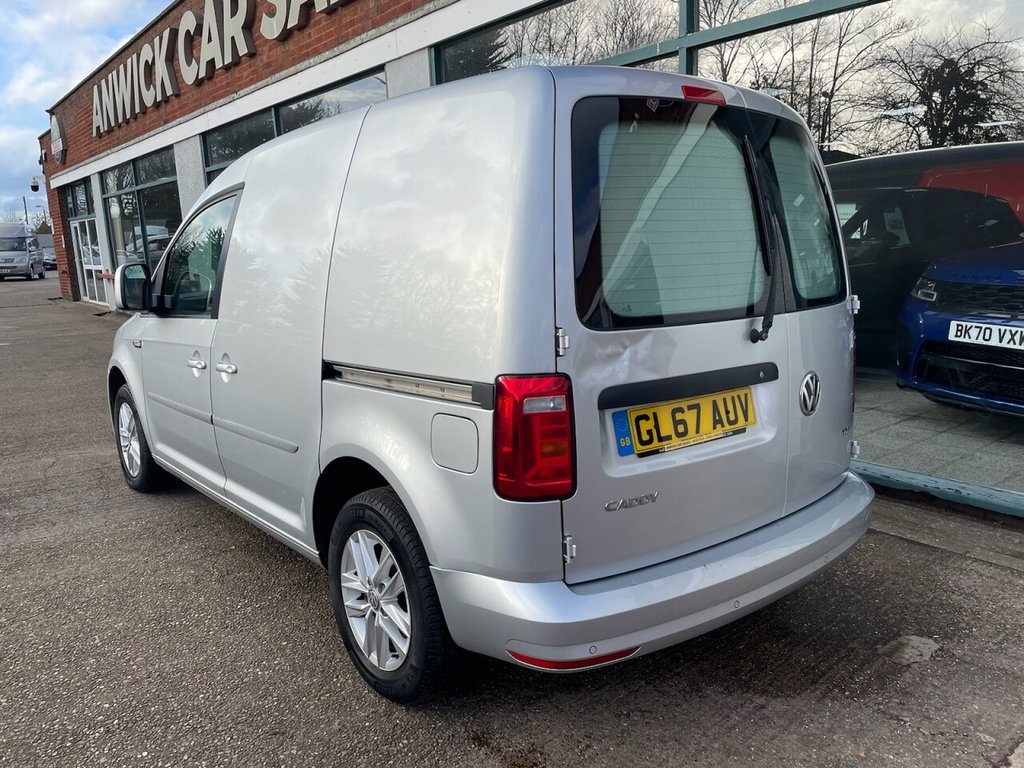 Used Volkswagen Caddy 2017 for sale - 77394728: Photo 8