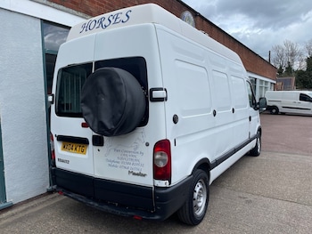 Used Renault Master 2004 for sale - 78124479: Photo