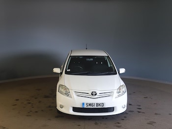 Used Toyota Auris 2011 for sale - 77909056: Photo