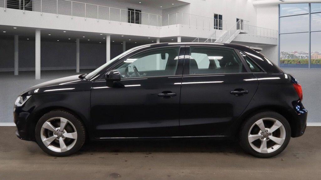 Used Audi A1 2015 for sale - 77145447: Photo 6