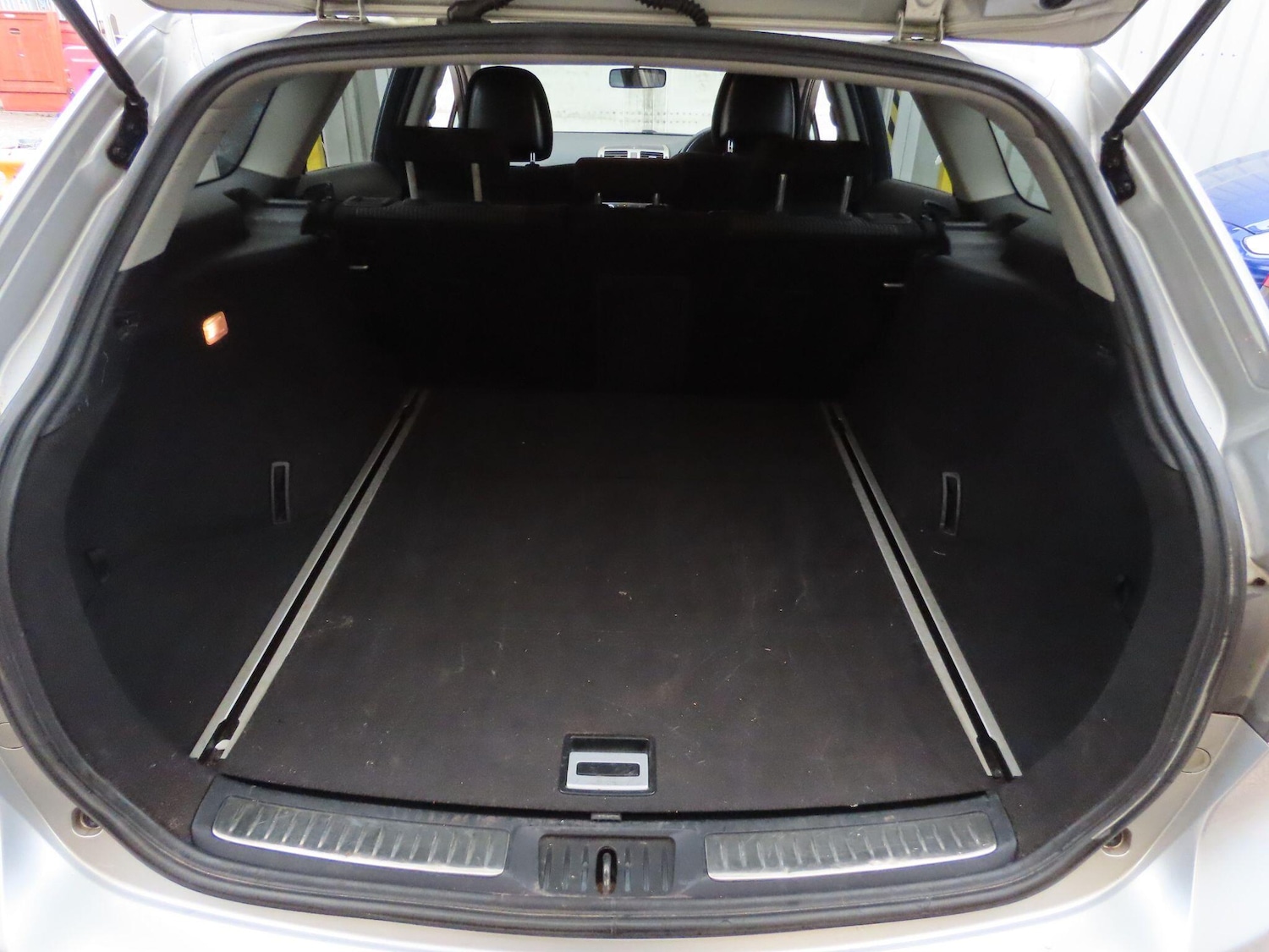 Used Toyota Avensis 2011 for sale - 76499667: Photo 10