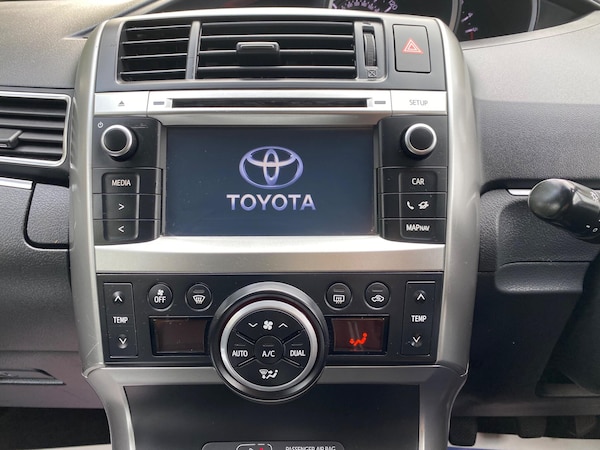 Used Toyota Verso 2015 for sale - 76059371: Photo 15