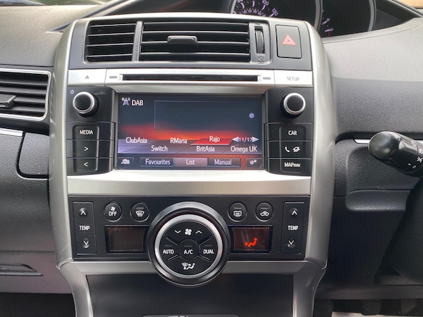 Used Toyota Verso 2015 for sale - 76059371: Photo 18