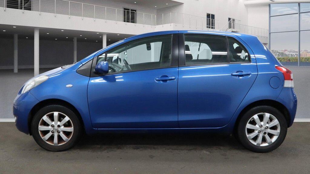 Used Toyota Yaris 2011 for sale - 77097430: Photo 6