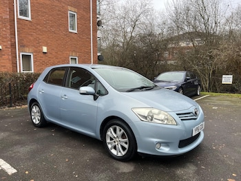 2011 (61) - 1.6 V-Matic TR 5dr