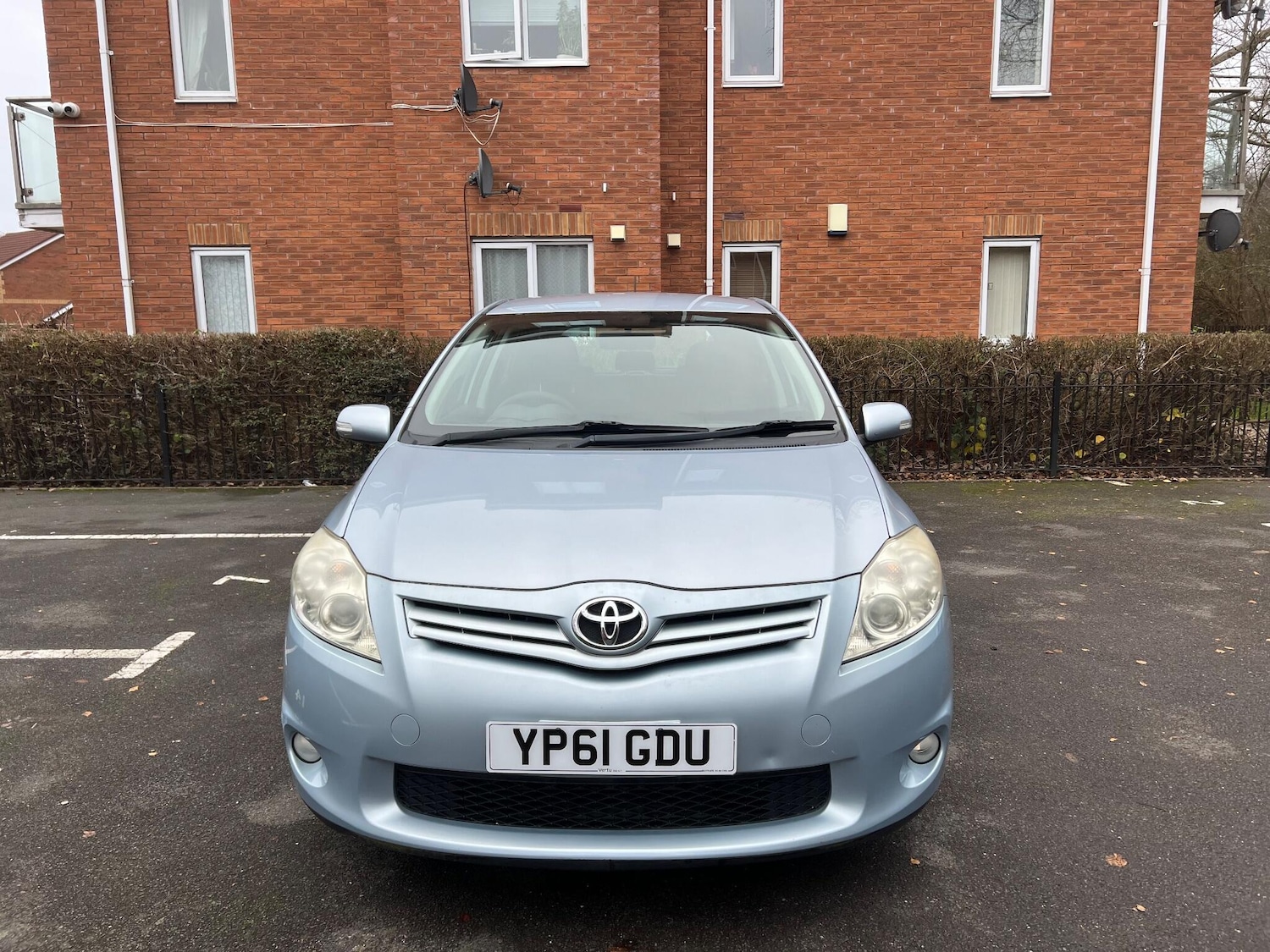 Used Toyota Auris 2011 for sale - 77145428: Photo 2