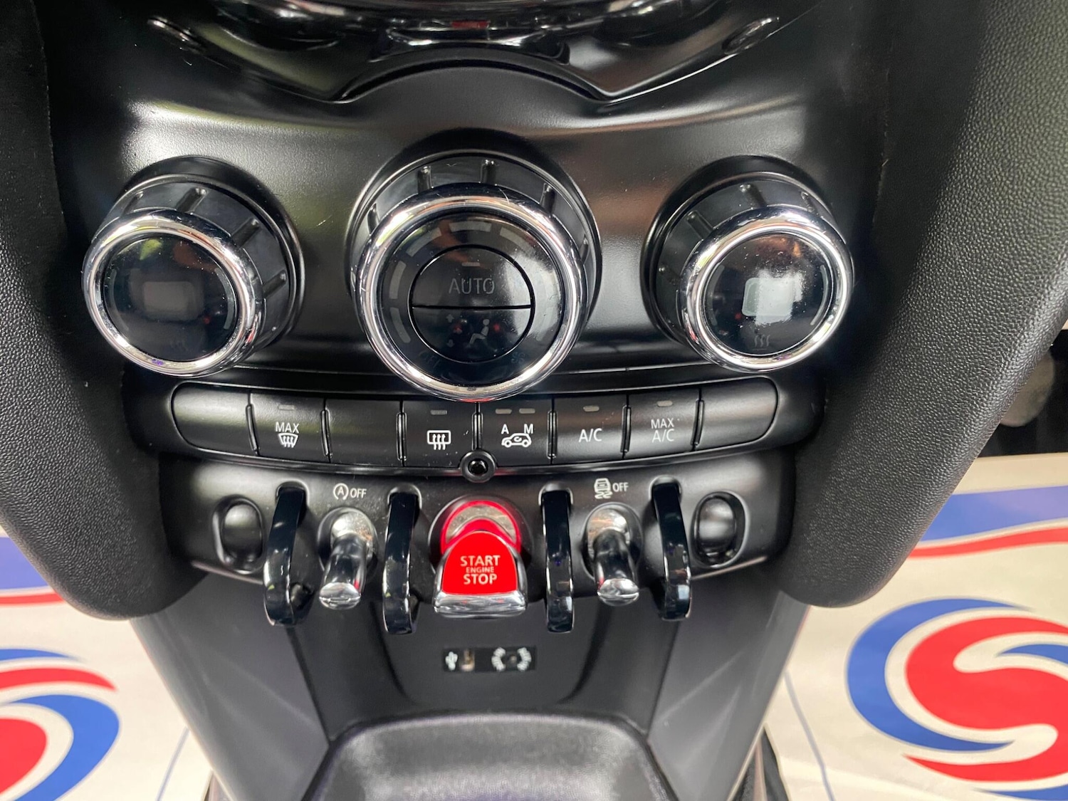 Used MINI Hatch 2015 for sale - 77009889: Photo 17