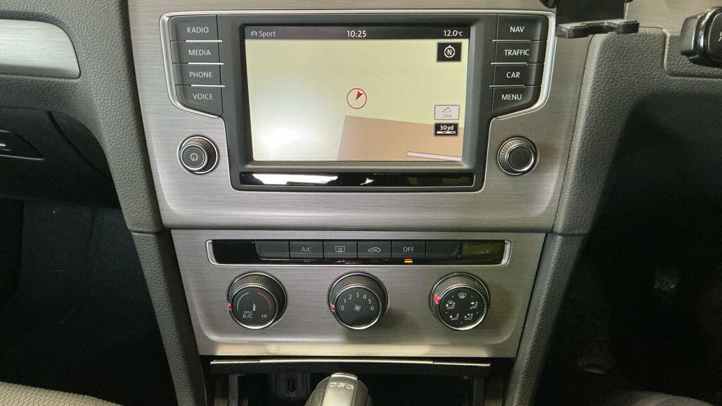 Used Volkswagen Golf 2015 for sale - 78220703: Photo 8