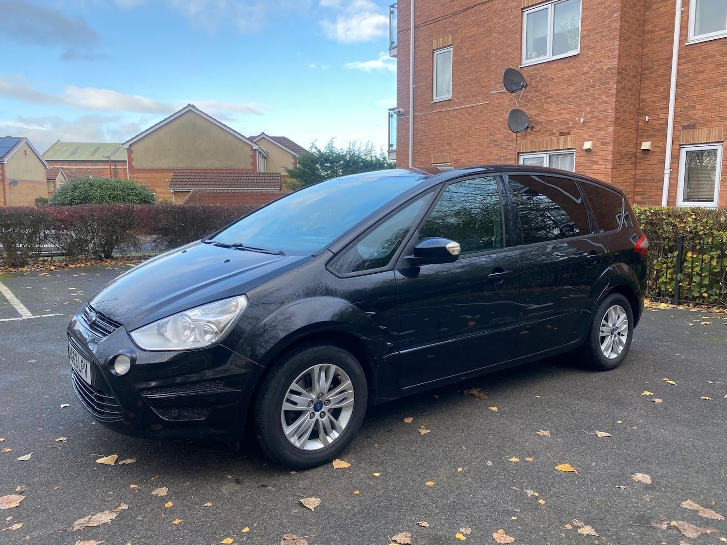 Used Ford S-Max 2013 for sale - 77031008: Photo 3