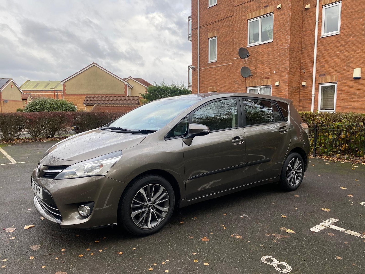 Used Toyota Verso 2016 for sale - 77239297: Photo 3