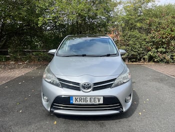 Used Toyota Verso 2016 for sale - 79768297: Photo