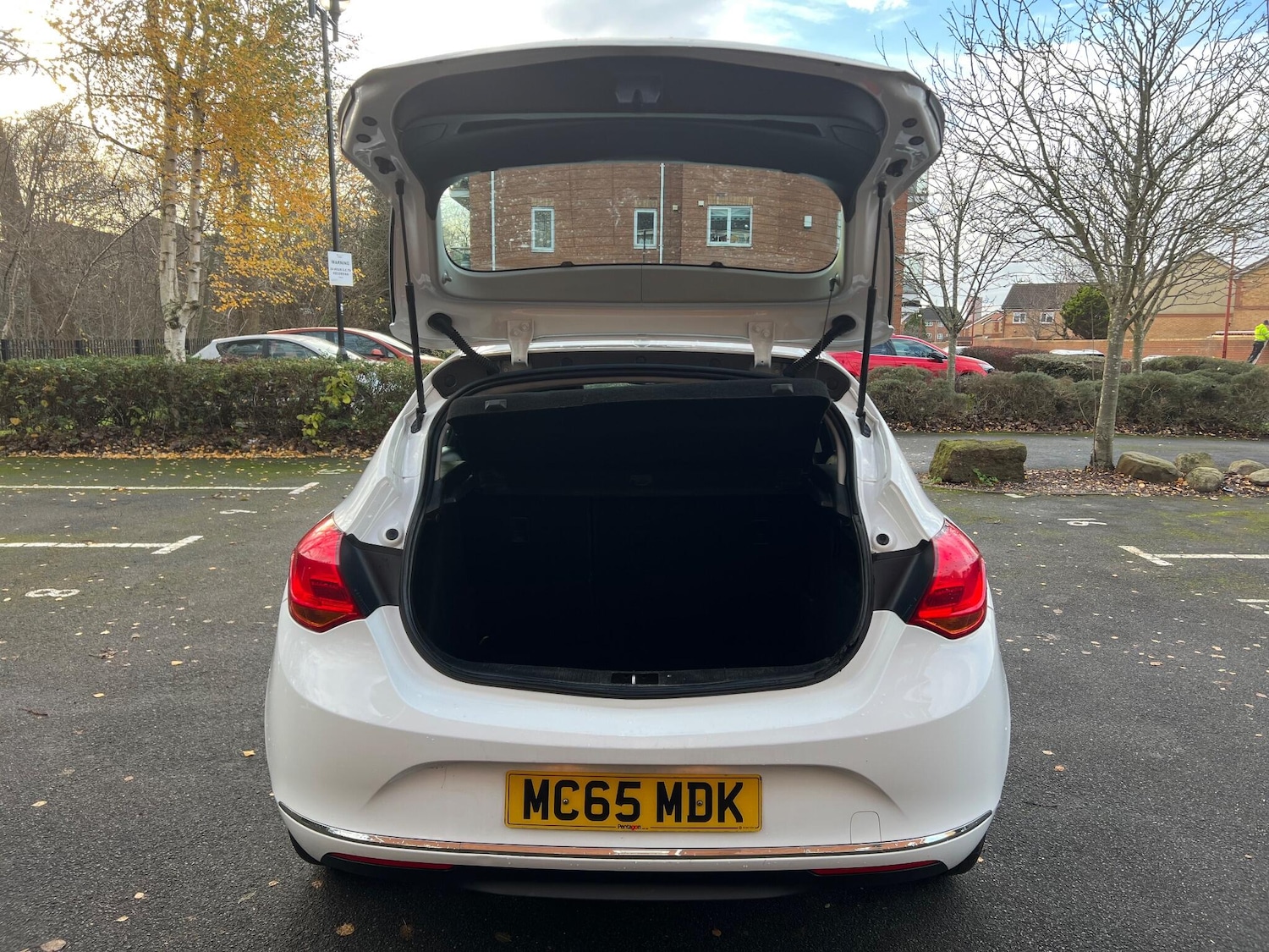 Used Vauxhall Astra 2015 for sale - 77009881: Photo 23