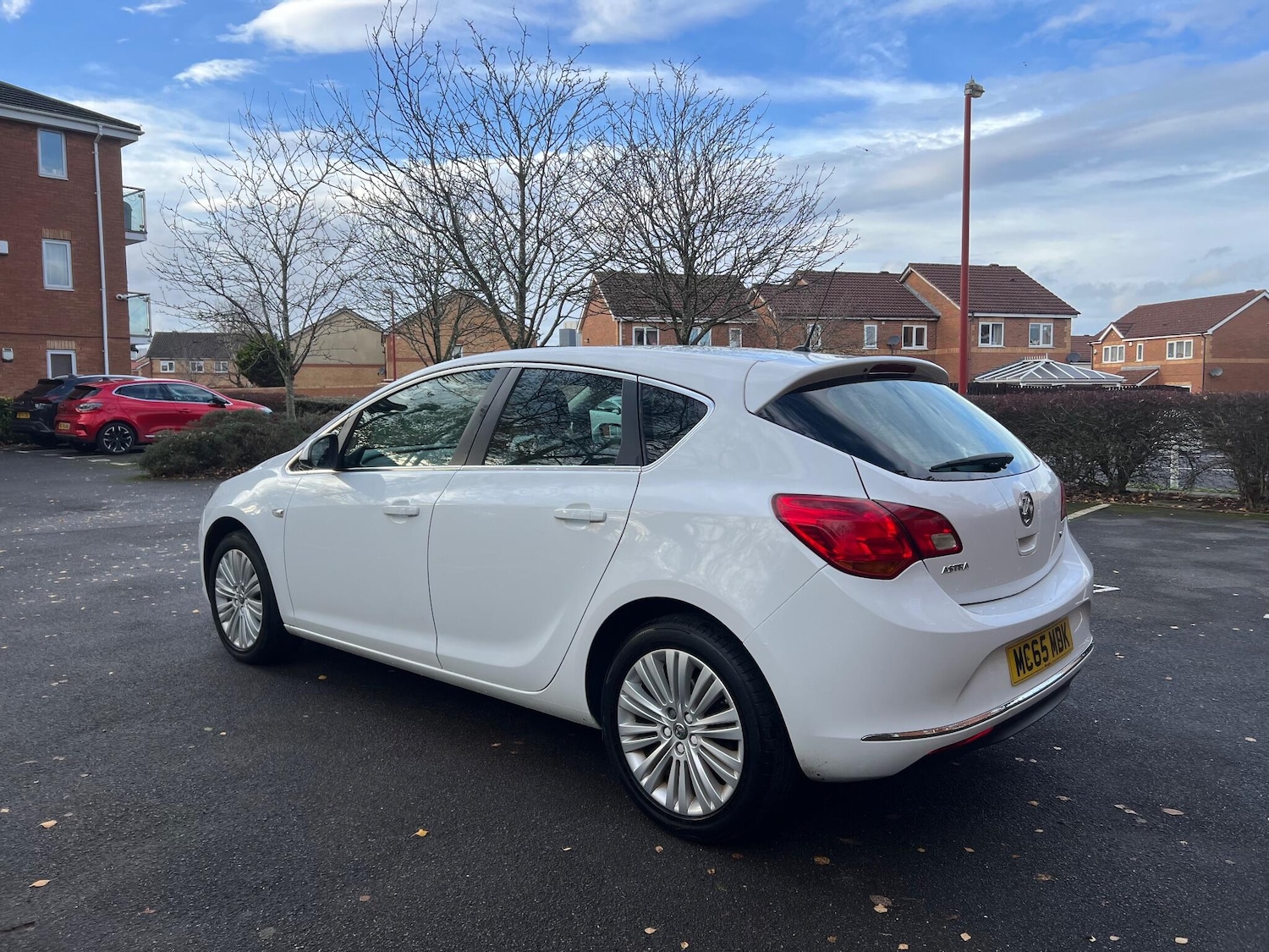 Used Vauxhall Astra 2015 for sale - 77009881: Photo 4