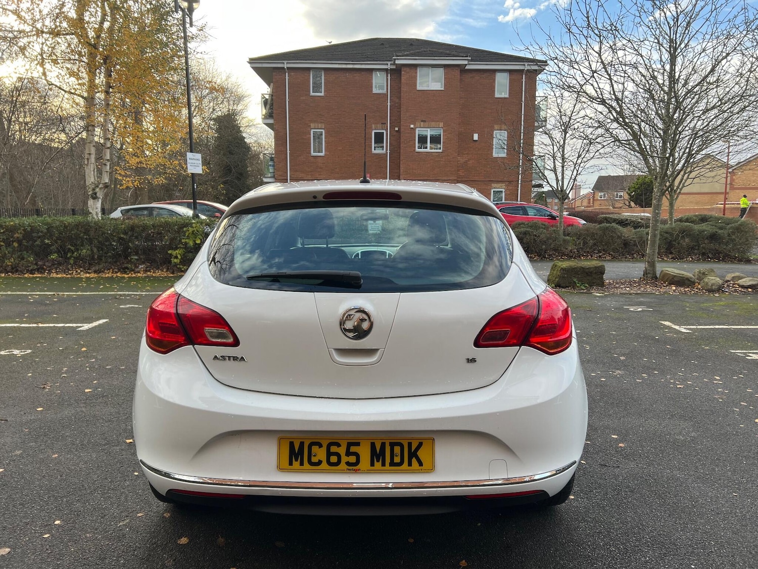 Used Vauxhall Astra 2015 for sale - 77009881: Photo 5