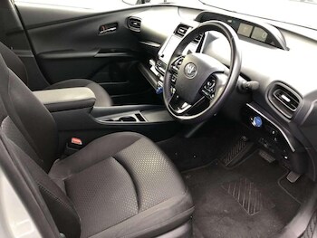 Used Toyota Prius 2022 for sale - 78362817: Photo