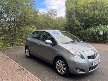 Used Toyota Yaris 2011 for sale - 79808297: Photo
