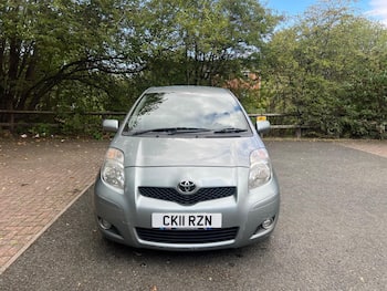 Used Toyota Yaris 2011 for sale - 79808297: Photo