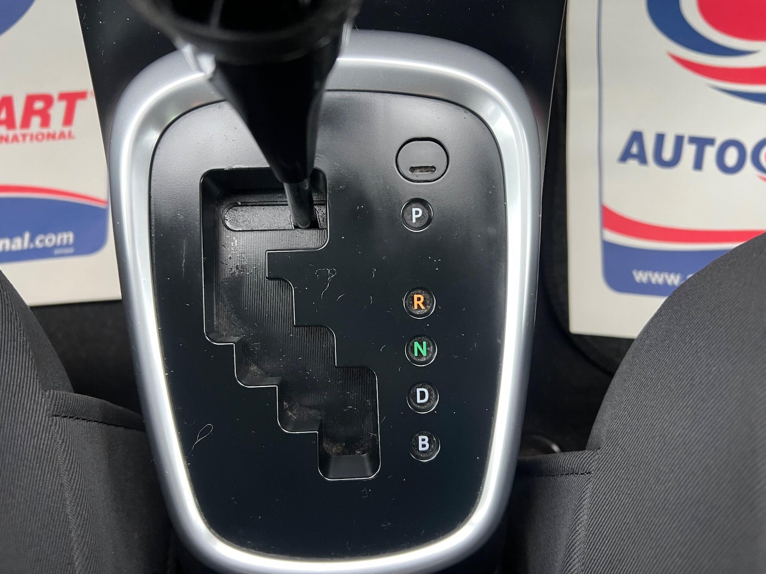 Used Toyota Yaris 2017 for sale - 77401253: Photo 25