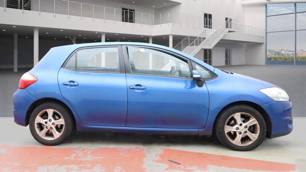 Used Toyota Auris 2010 for sale - 77239300: Photo 11