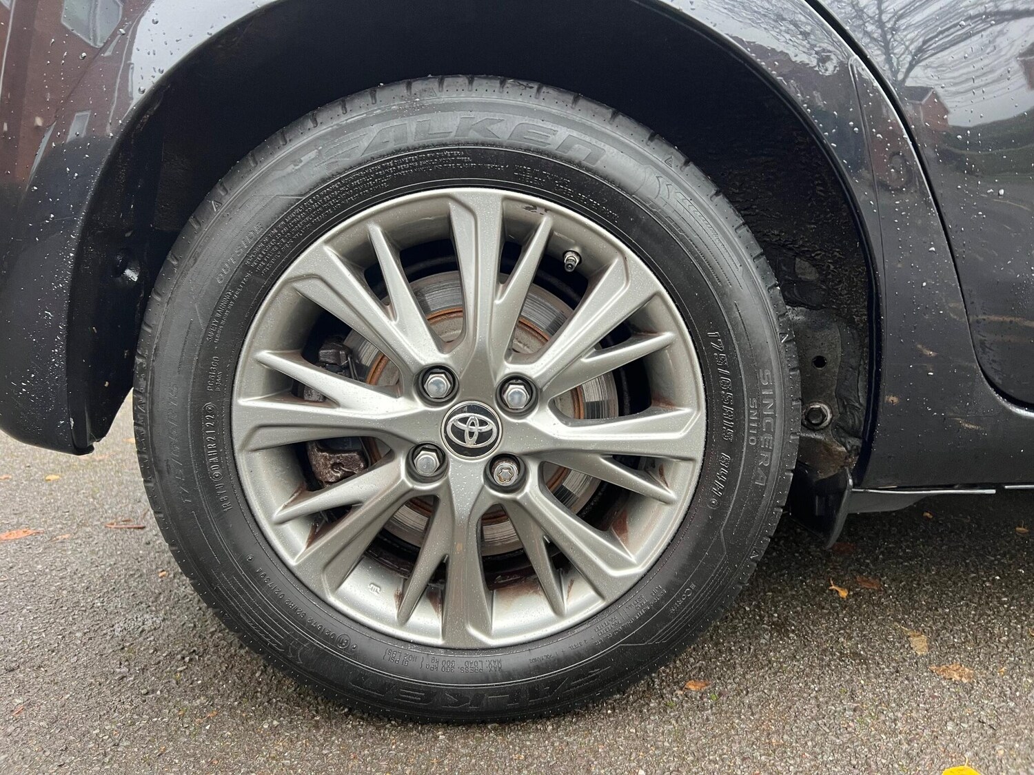 Used Toyota Yaris 2017 for sale - 77346442: Photo 34