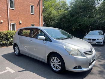 Used Toyota Verso 2012 for sale - 79293407: Photo