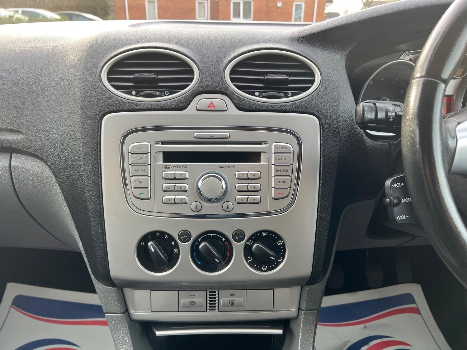 Used Ford Focus 2009 for sale - 77576000: Photo 7