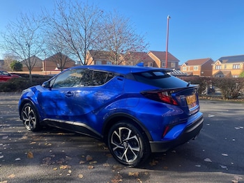 Used Toyota C-HR 2021 for sale - 77009887: Photo