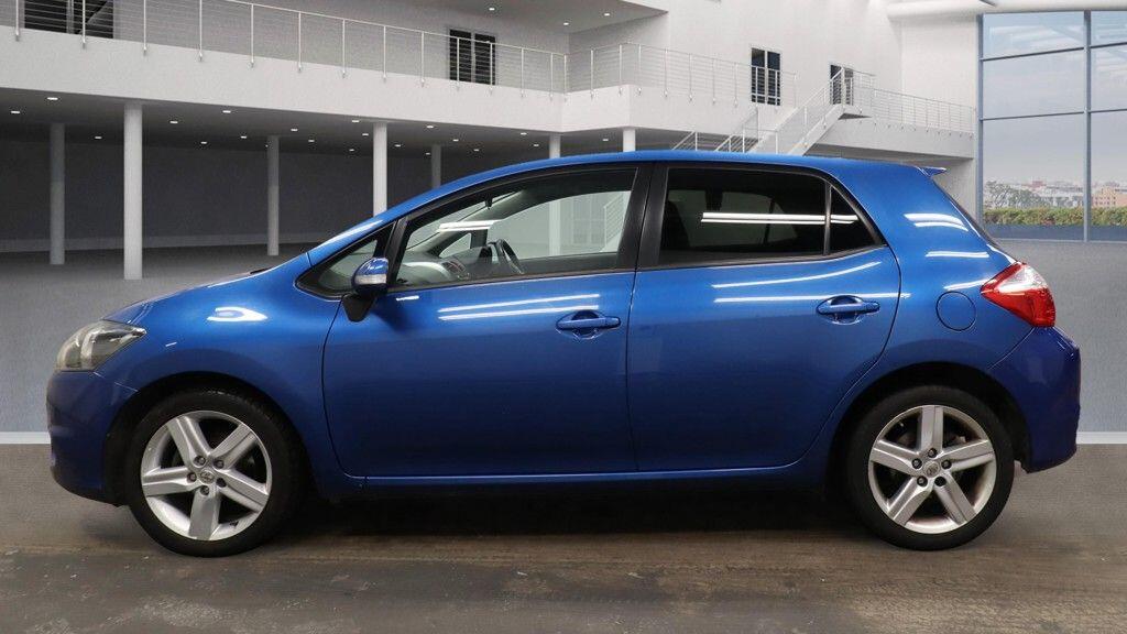 Used Toyota Auris 2010 for sale - 77030998: Photo 6