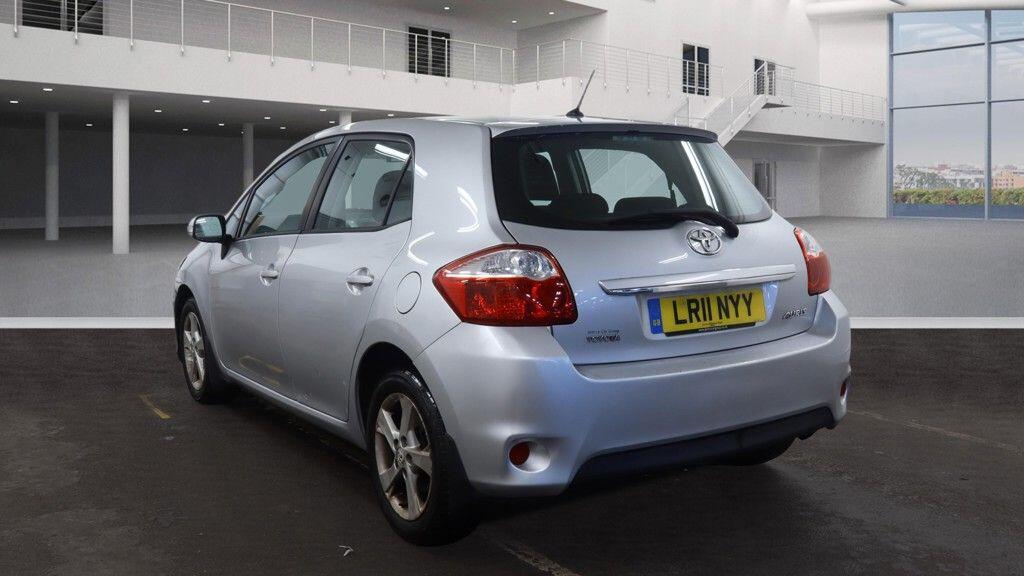 Used Toyota Auris 2011 for sale - 78172236: Photo 2
