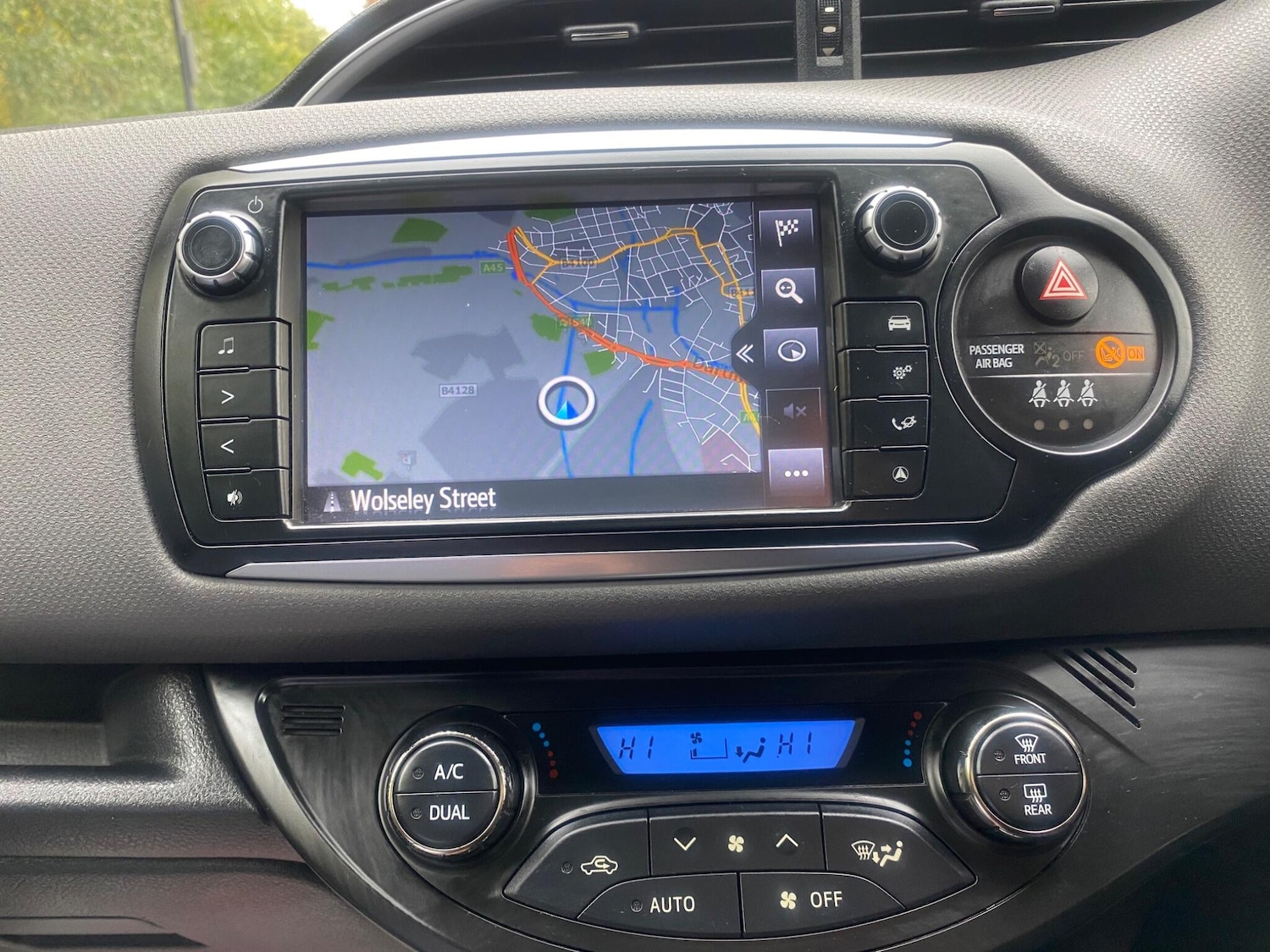 Used Toyota Yaris 2017 for sale - 77009914: Photo 16