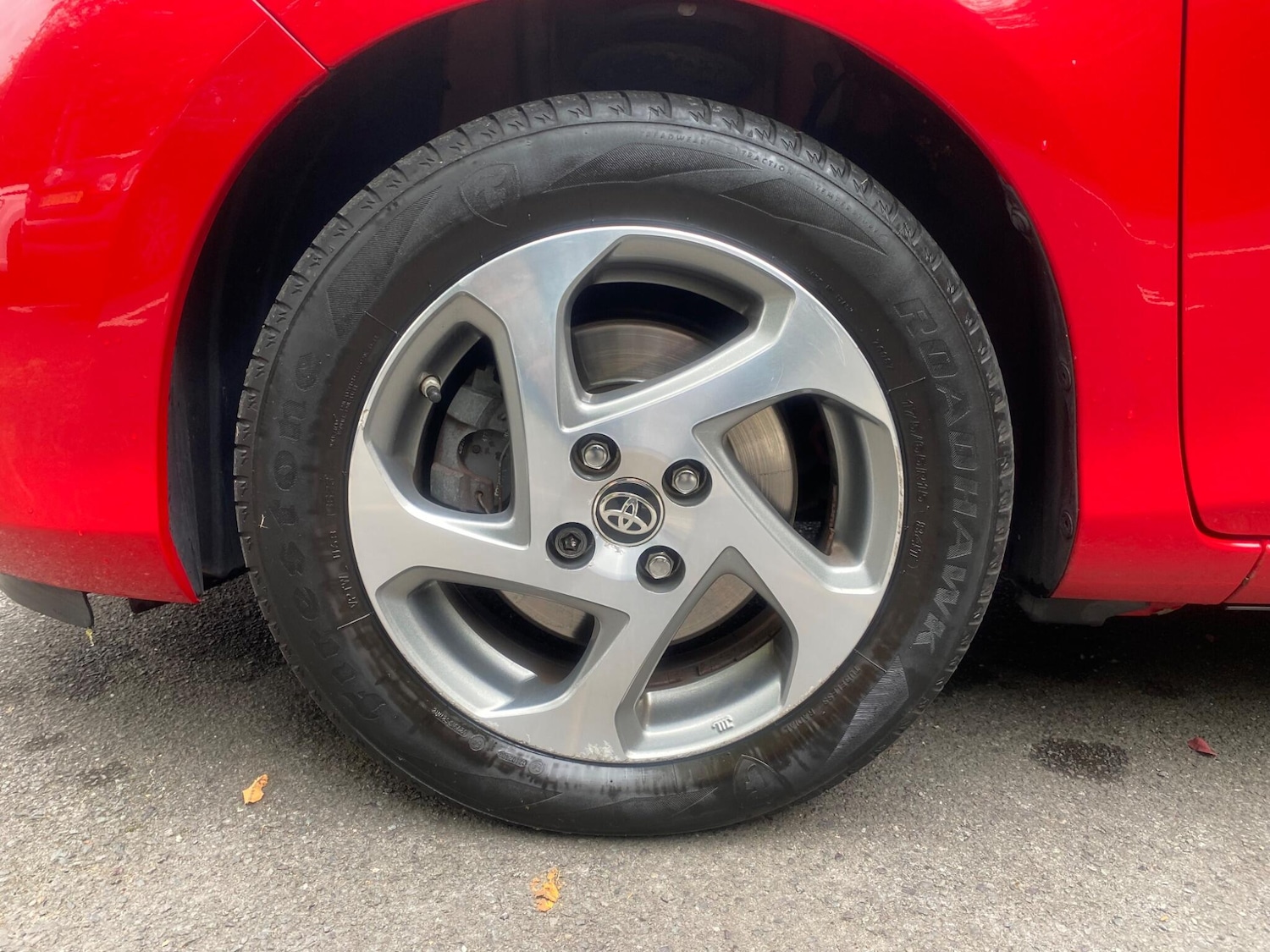 Used Toyota Yaris 2017 for sale - 77009914: Photo 33