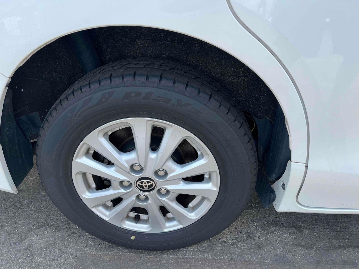 Used Toyota Voxy for sale - 76476565: Photo 7