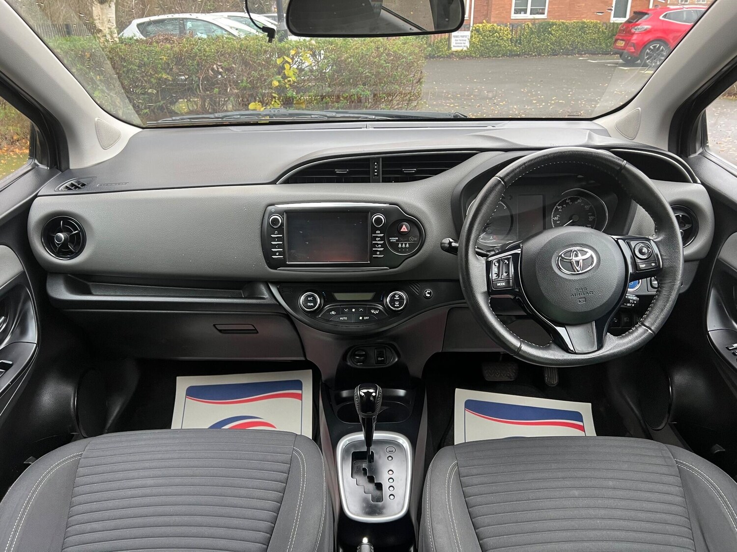 Used Toyota Yaris 2017 for sale - 77575995: Photo 11