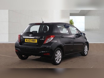Used Toyota Yaris 2012 for sale - 78742827: Photo